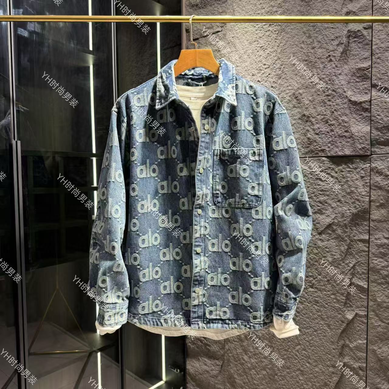 早秋新款时尚潮流美式复古水洗简约翻领牛仔夹克宽松休闲百搭外套