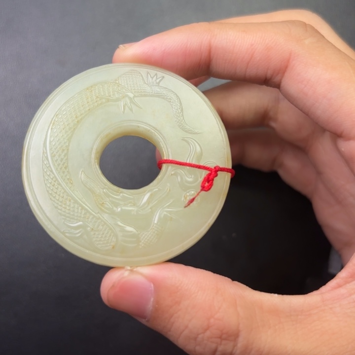 C***Y和田玉未镶嵌颈饰