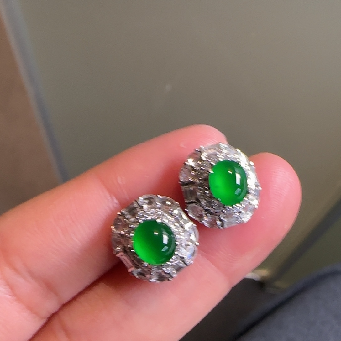 ****翡翠18K金镶嵌耳饰天然翡翠