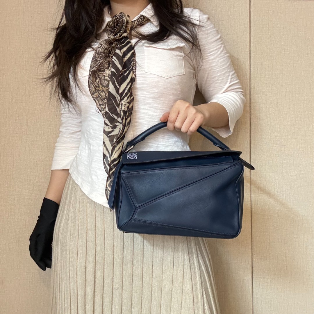 95新 LOEWE/罗意威 puzzle几何深蓝色单肩包/云海优选