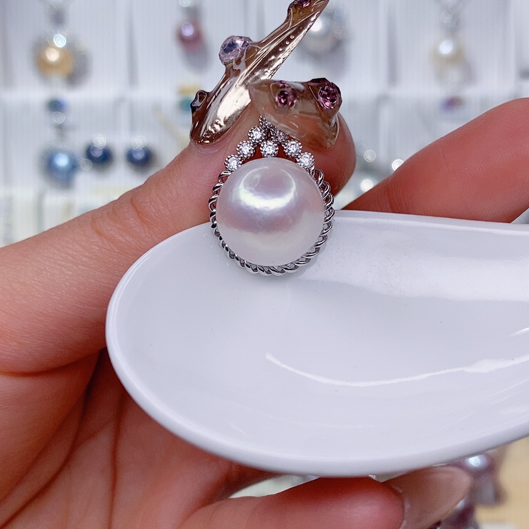 吊坠(赠链)淡水珍珠未镶嵌