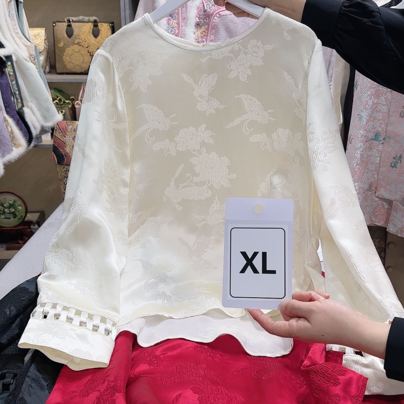 【闪购商品】织绣X****6非遗传承人等荣誉