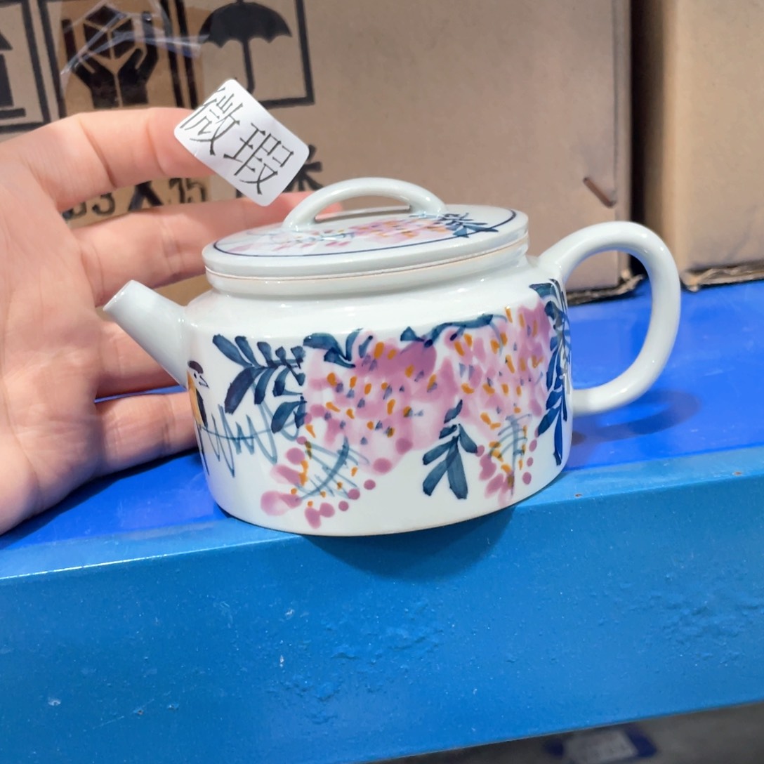 釉下手绘茶具微瑕