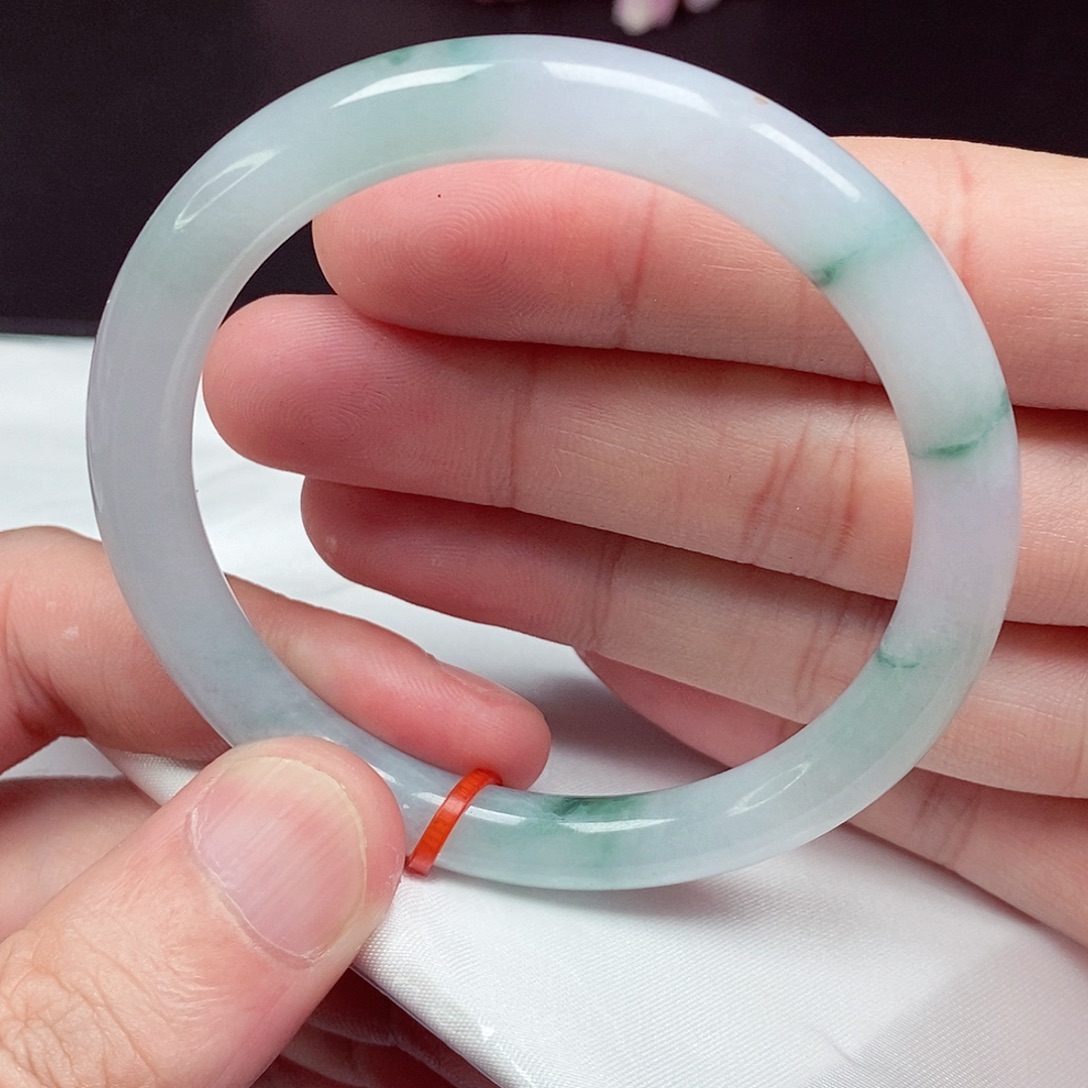 翡翠未镶嵌手镯55.2圈