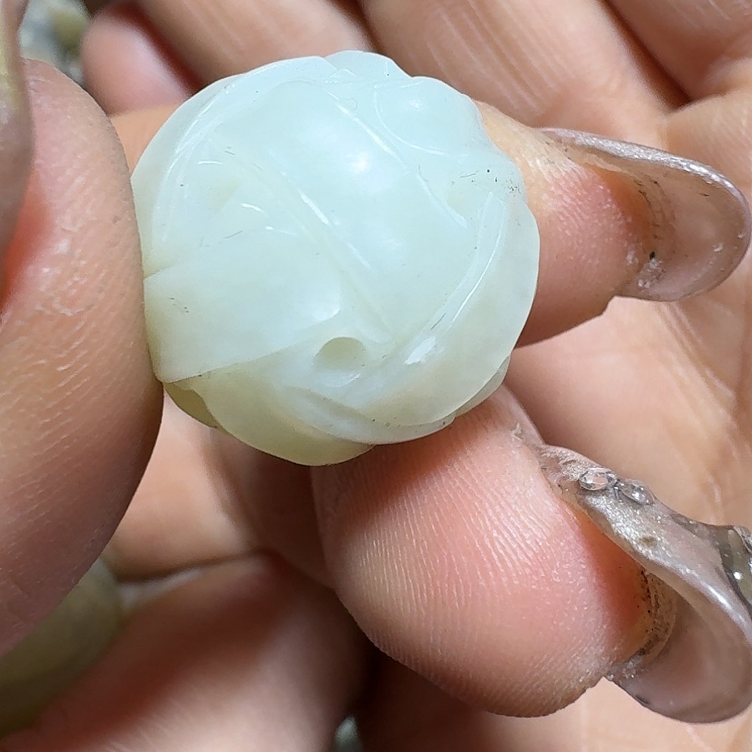 和田玉（糖玉）挂件未镶嵌