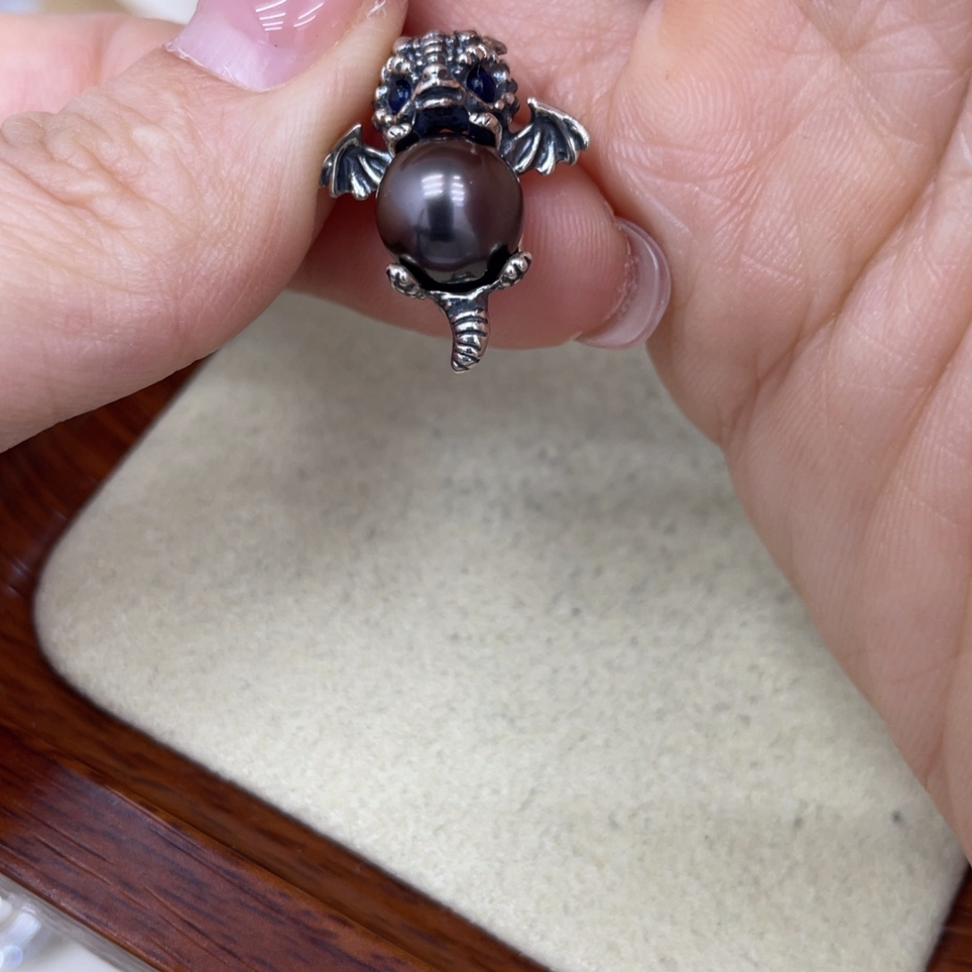 银S925镶嵌海水珍珠颈饰