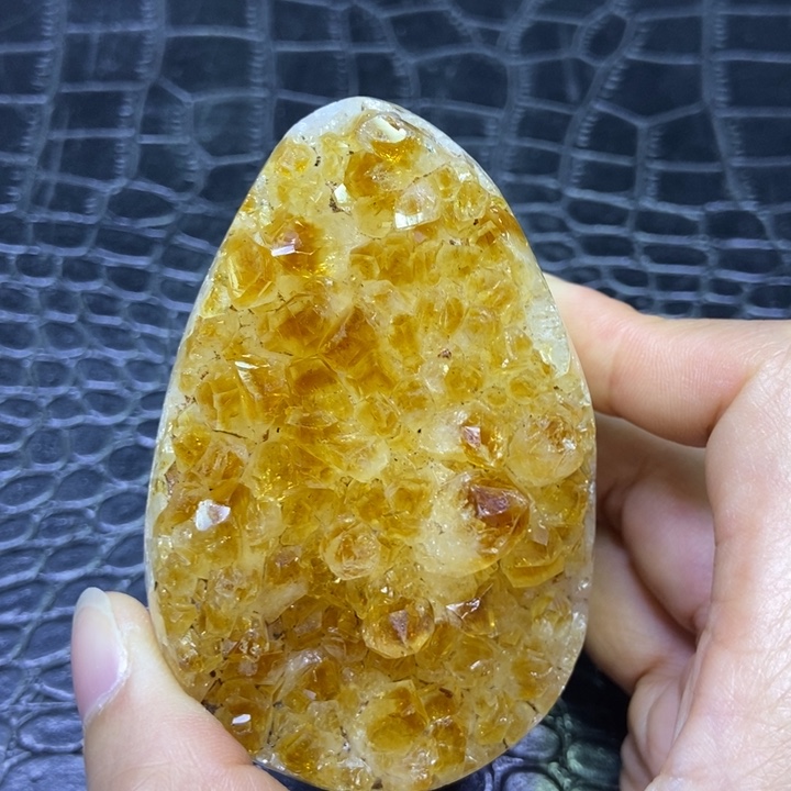 黄晶恐龙蛋未镶嵌水晶