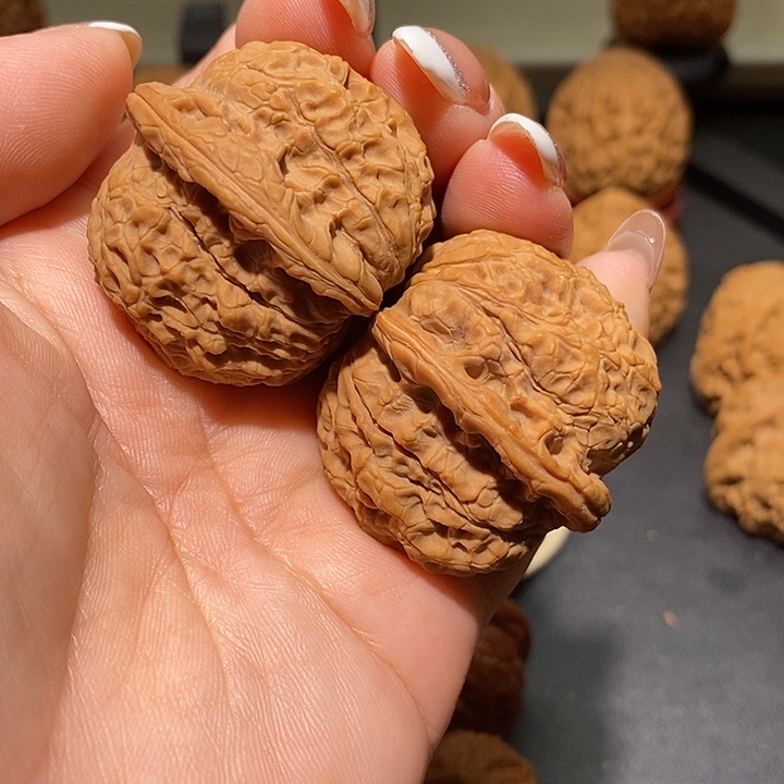 把件文玩核桃এ****n40血麒麟