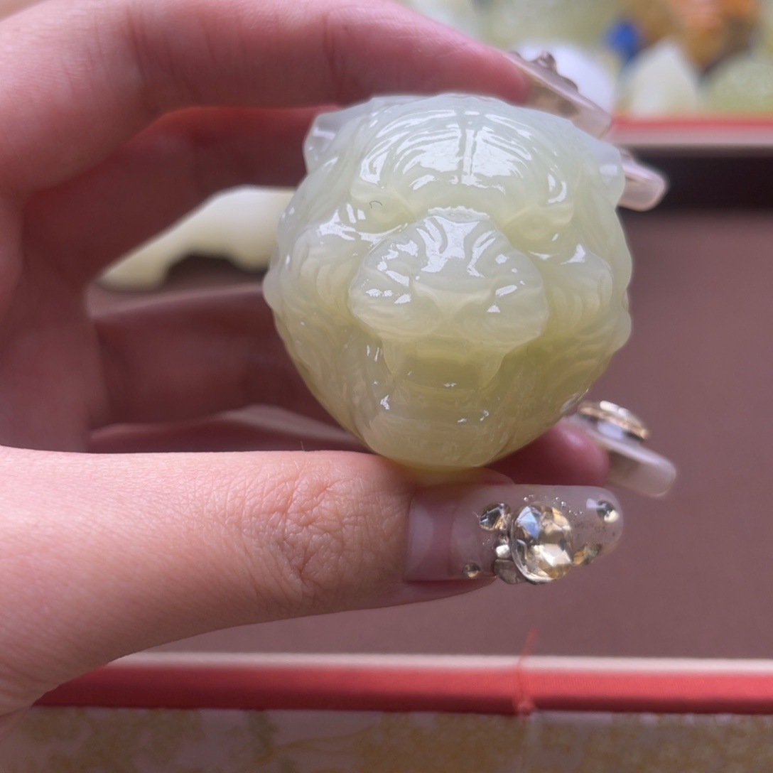 ****狼玉天然摆放小摆件