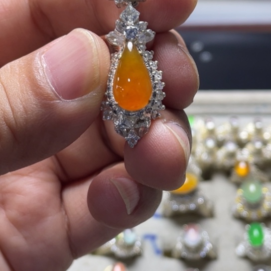 未镶嵌定制翡翠13-7.6-3.5