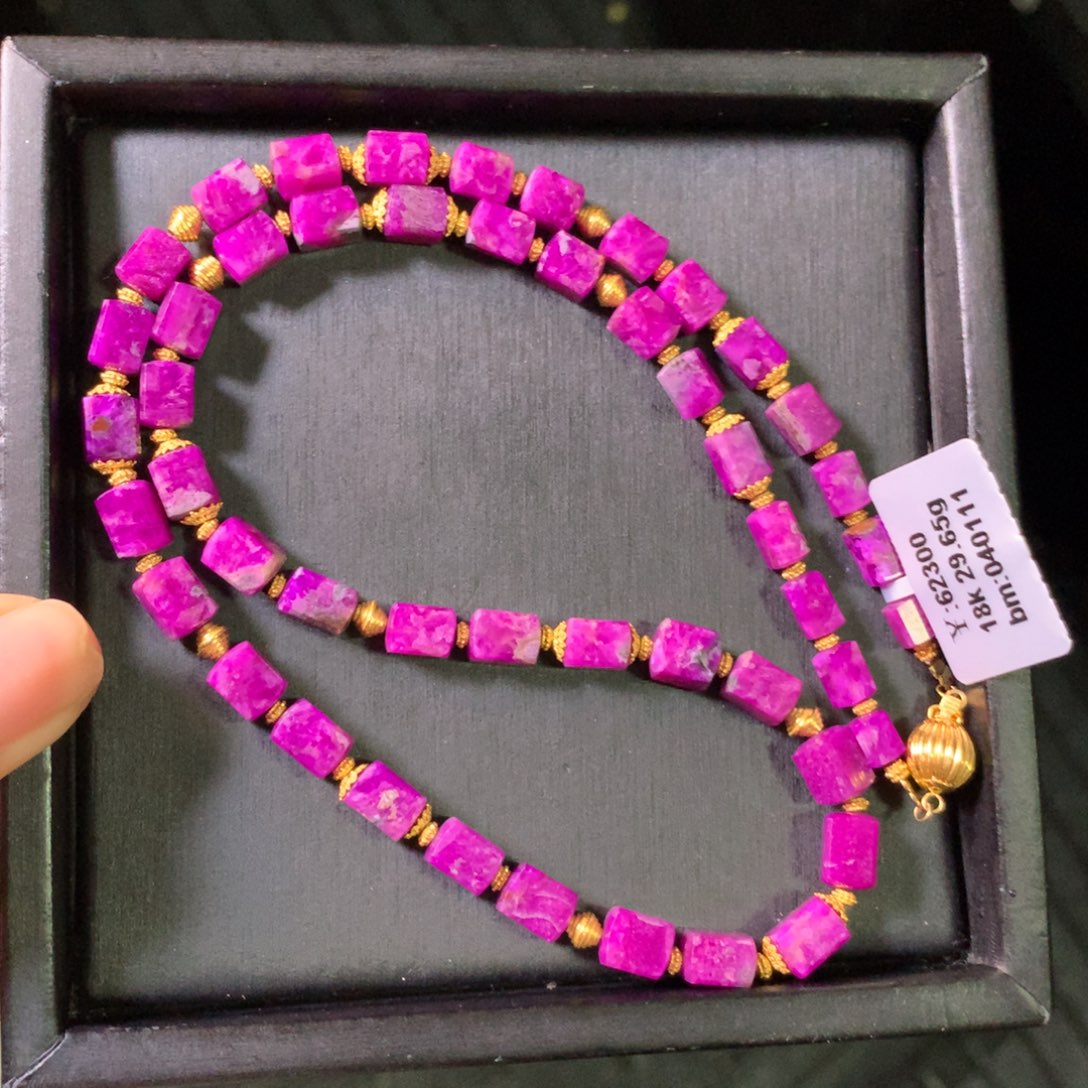 苏纪石（舒俱来）项链18K金镶嵌