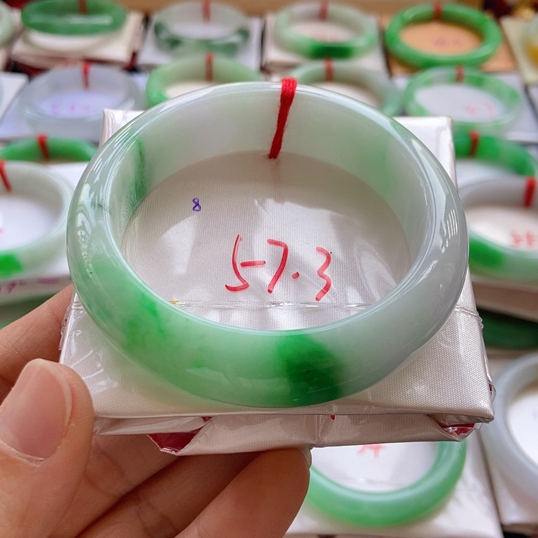 未镶嵌手镯翡翠8号