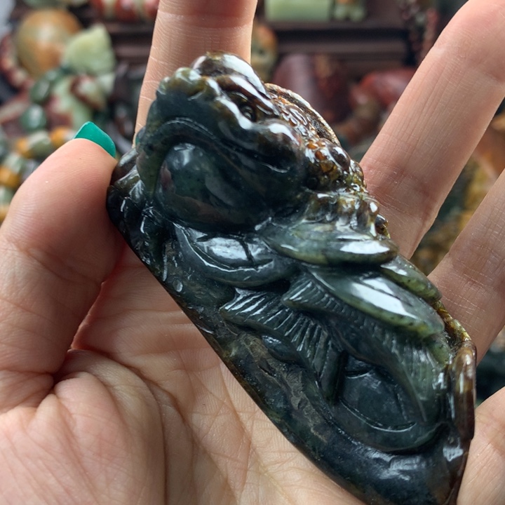 岫岩河磨玉（透闪石质玉）把件未镶嵌