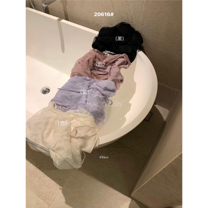 【 清仓款 】蕾丝绑带上衣