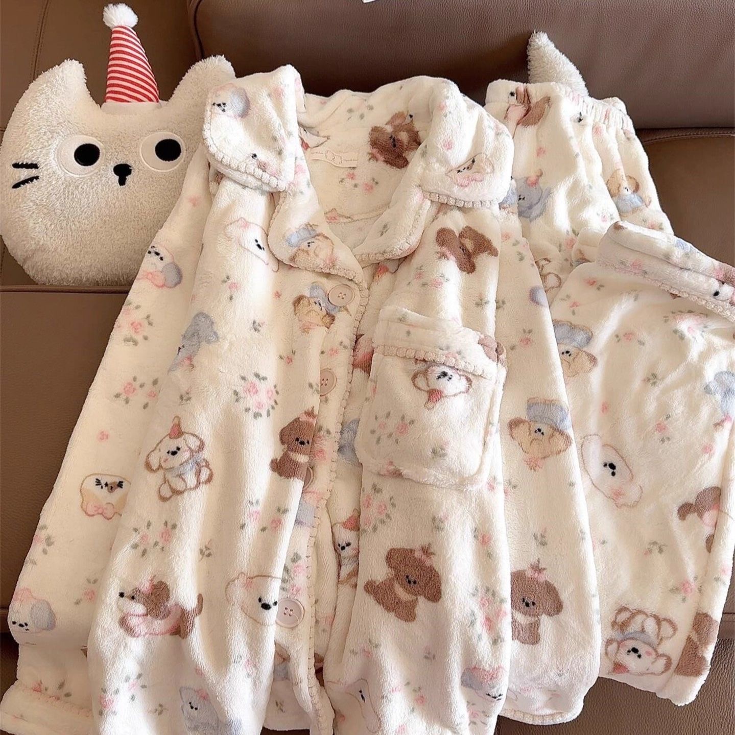 法兰绒睡衣奶呼呼女秋冬季ins风加绒加厚家居服两件套