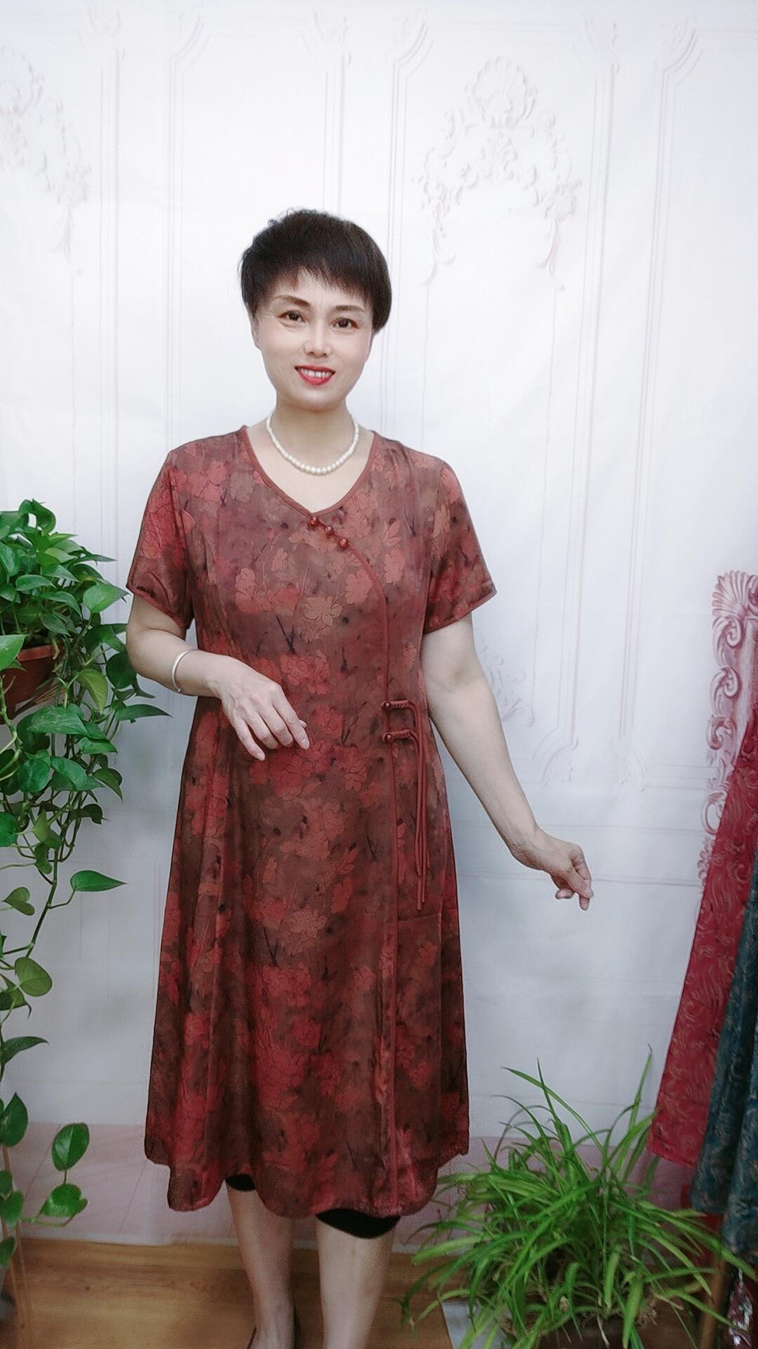 M8821新中式加肥旗袍裙