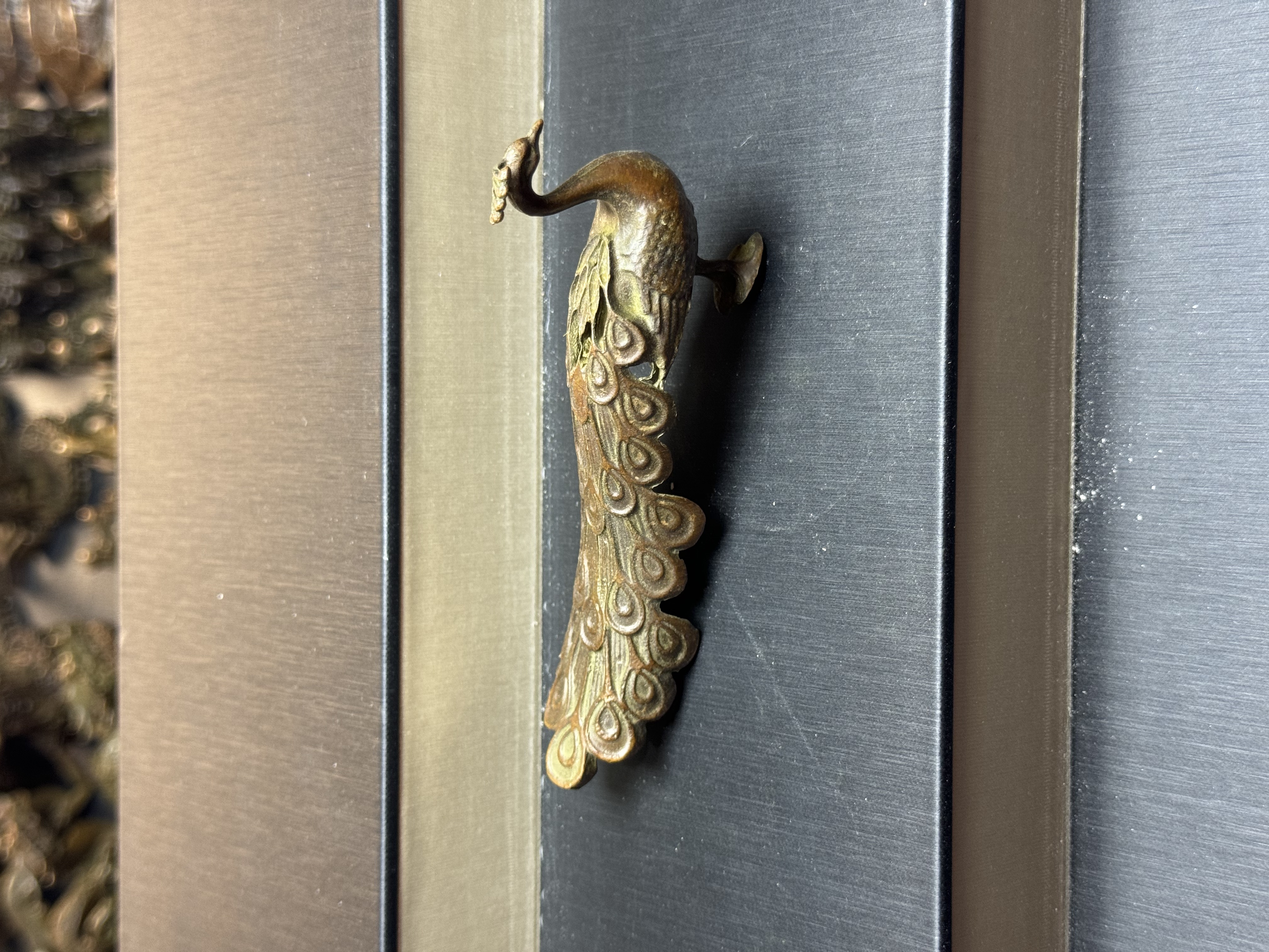 古玩文玩杂件收藏实心合金仿紫铜孔雀复古家居摆件