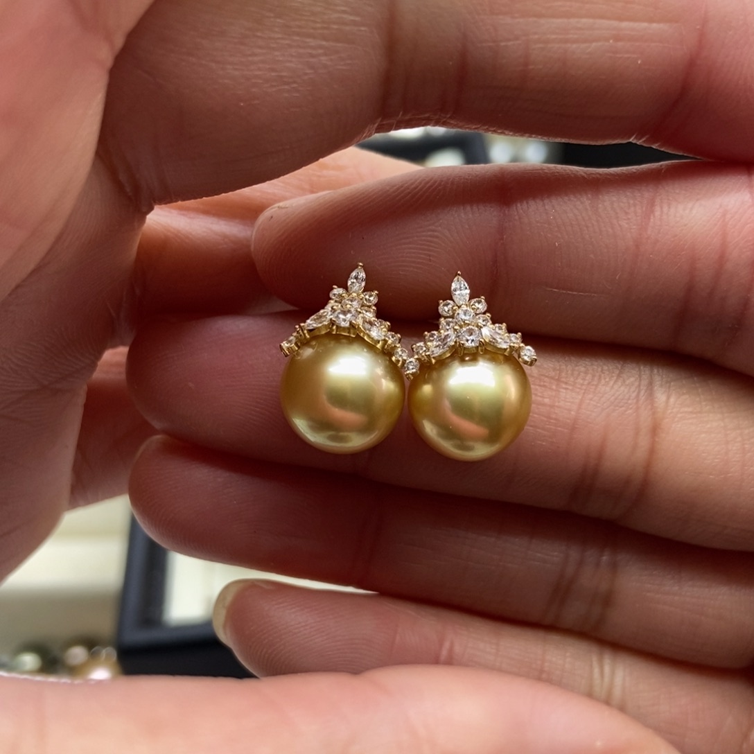 海水珍珠耳饰18K金镶嵌