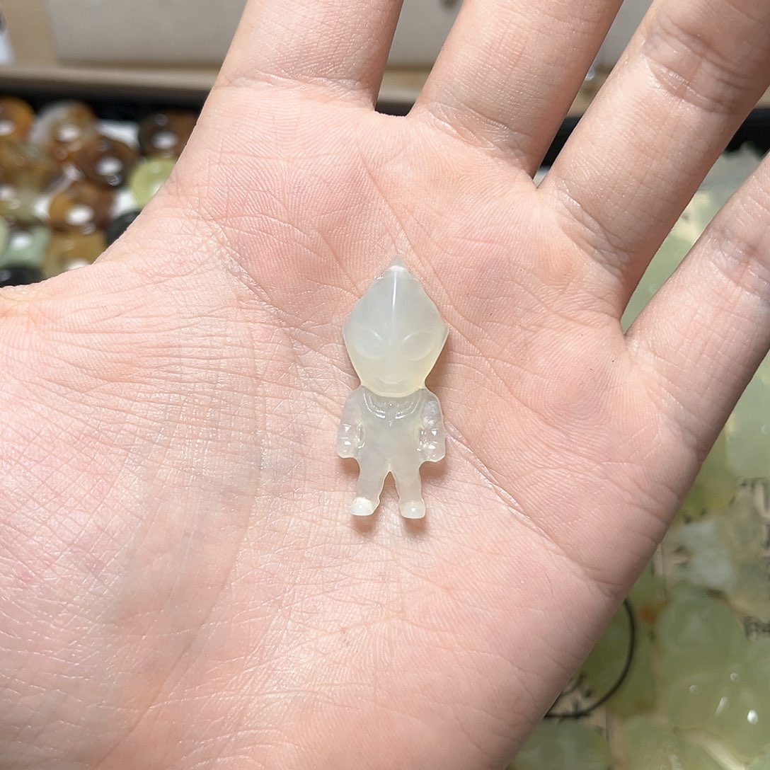 岫玉颈饰未镶嵌编好绳子发货