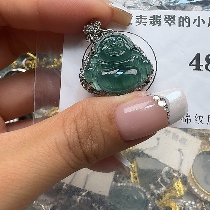 翡翠颈饰未镶嵌翡翠