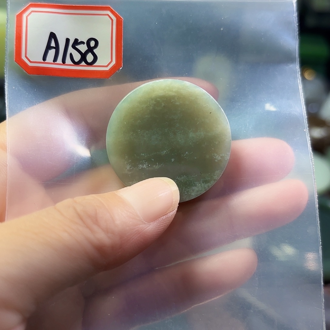 和田玉未镶嵌珠宝半成品