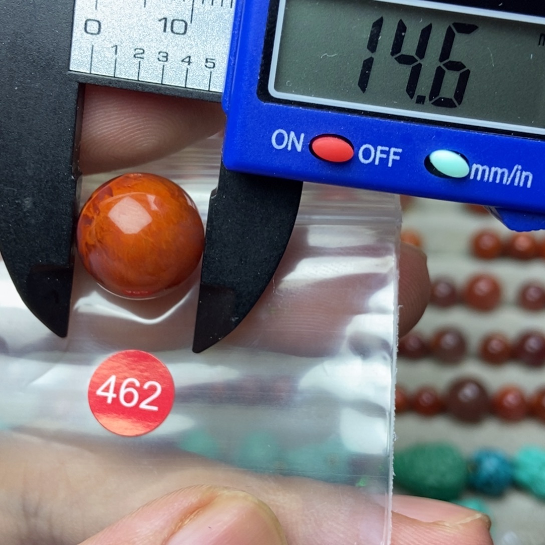 南红玛瑙未镶嵌南红玛瑙有瑕疵