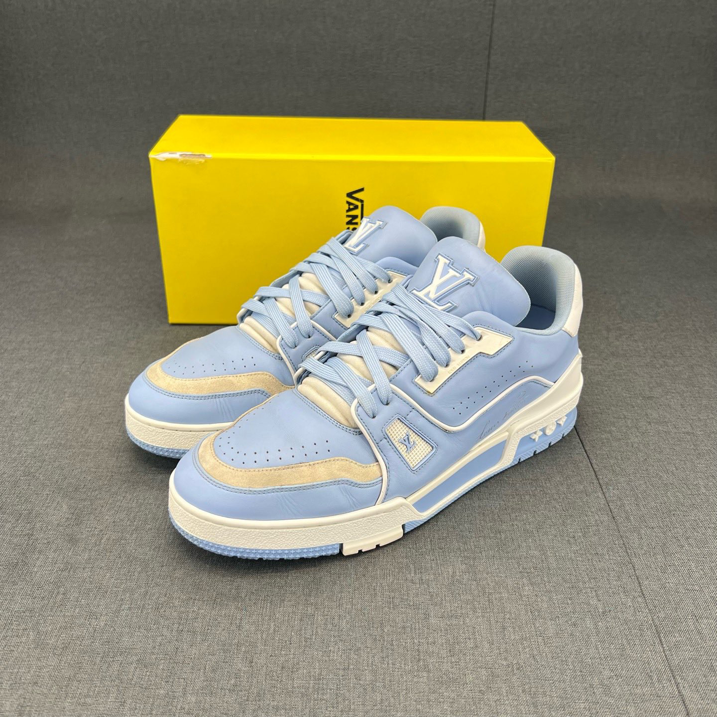 95新 LouisVuitton/路易威登 码数42lv trainer 北卡蓝