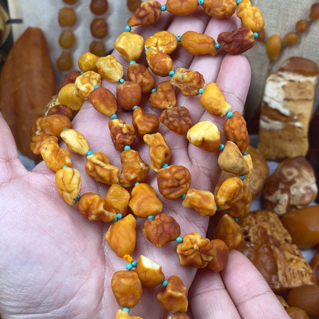 琥珀珠宝奇石未镶嵌