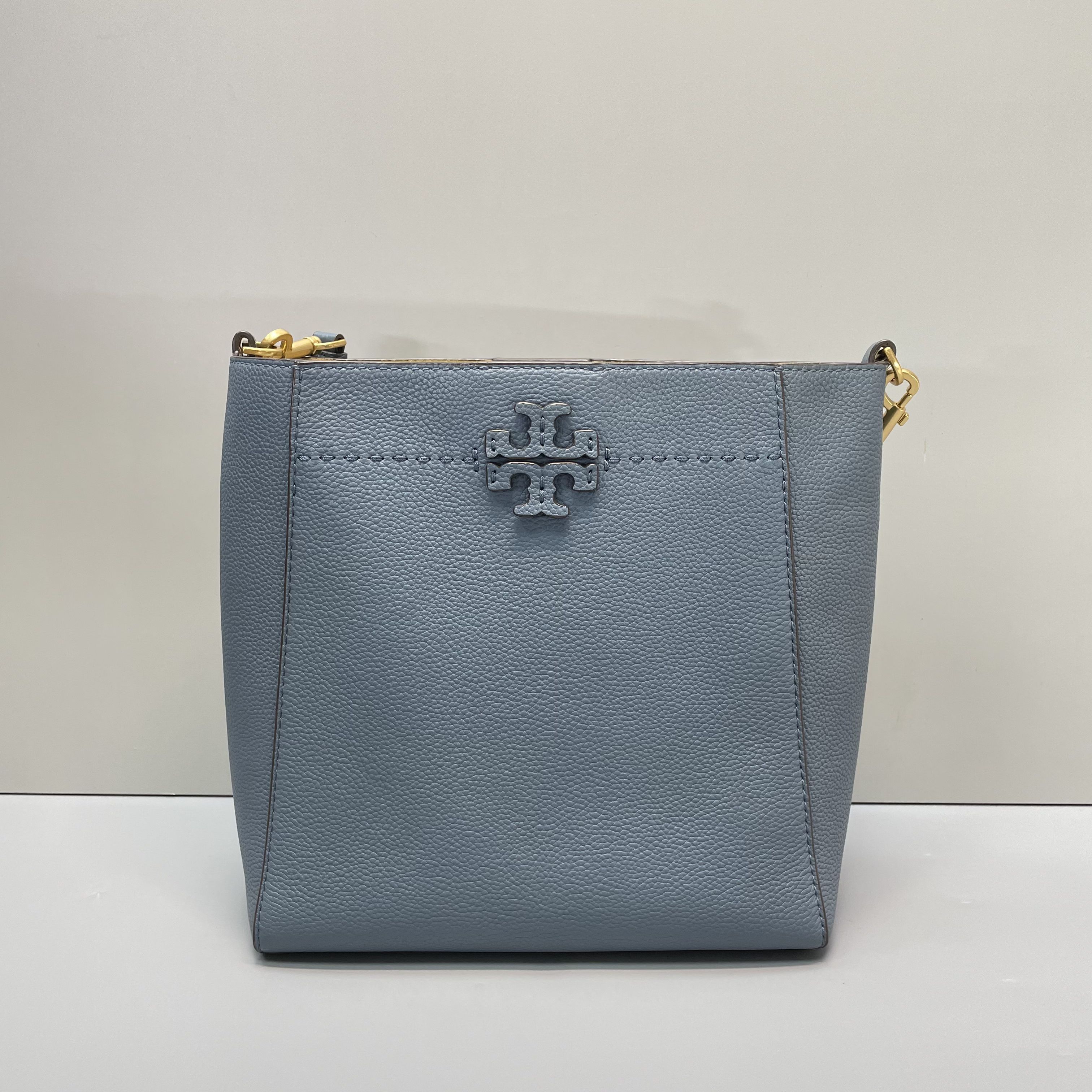 90新 TORY BURCH/汤丽柏琦 蓝色大号变形水桶 25*26*12 E011214