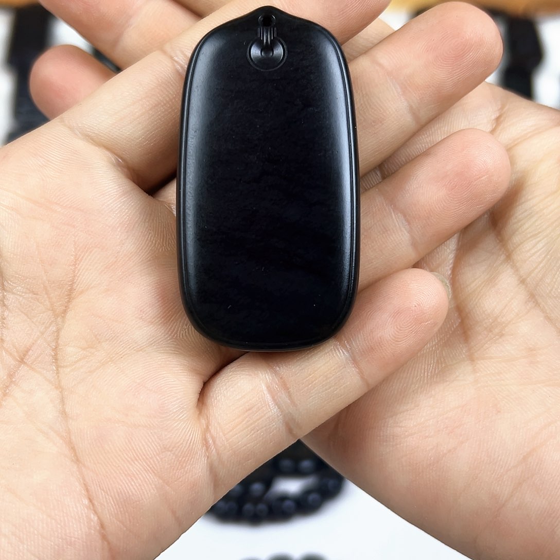 和田玉（墨玉）未镶嵌吊坠(不含链)墨玉无事牌入门级