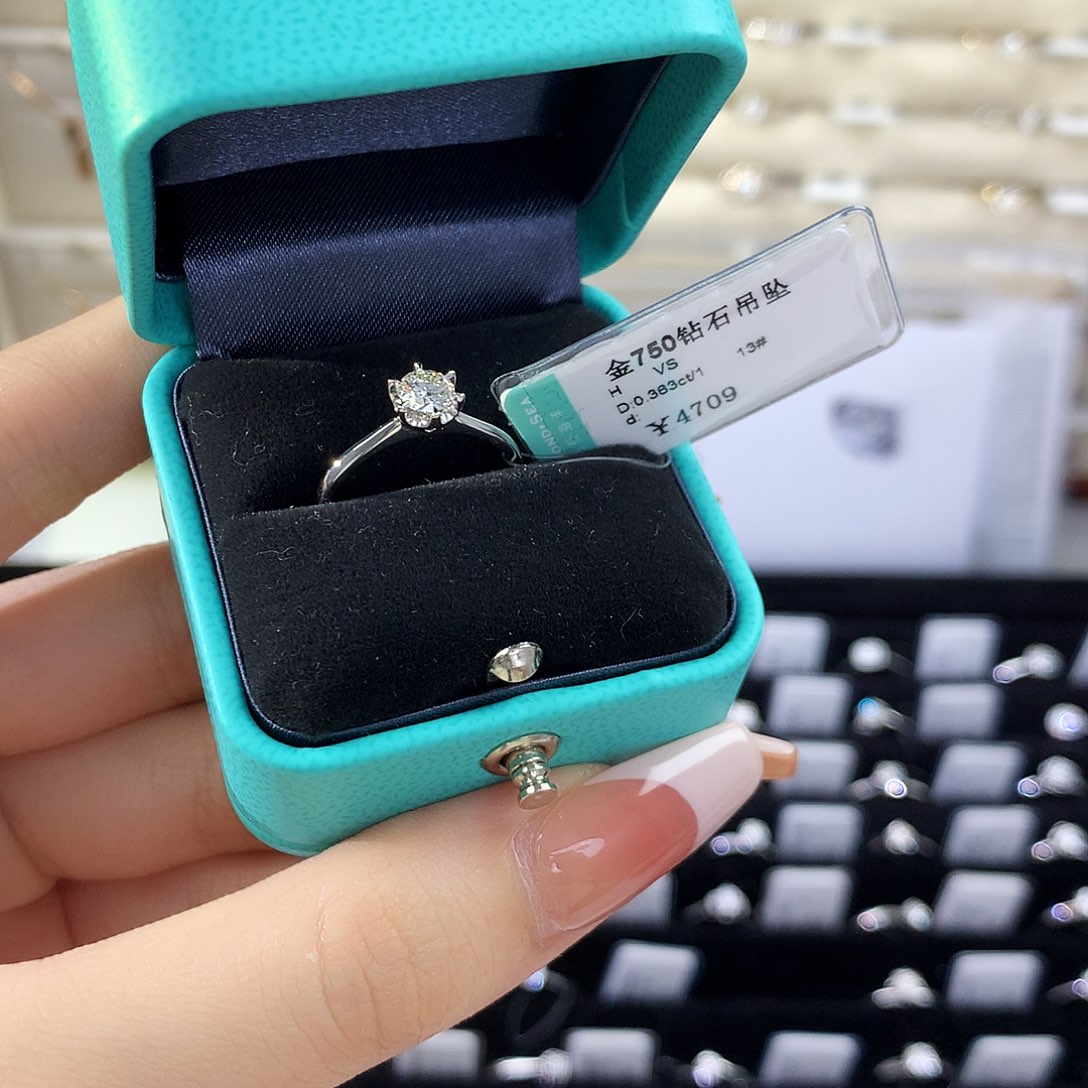 钻石戒指/指环18K金镶嵌DS20240334