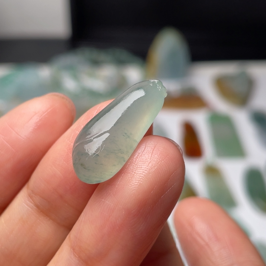 定制翡翠未镶嵌天然翡翠