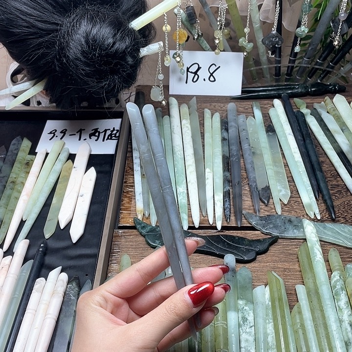 蛇纹石玉发饰合金