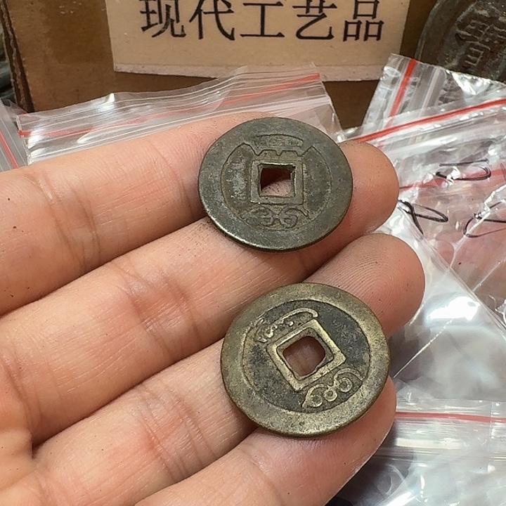 回***品铜现代工艺品花钱