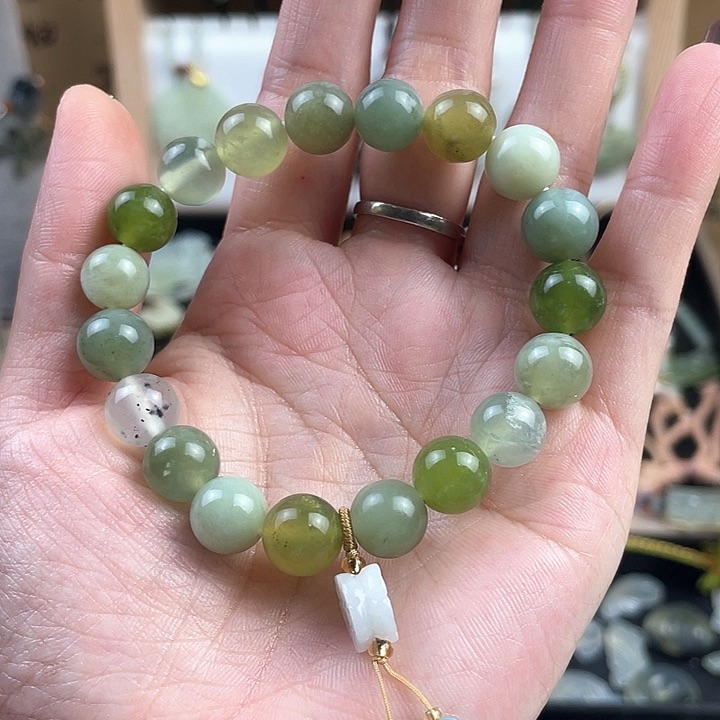 蛇纹石玉合金颈饰