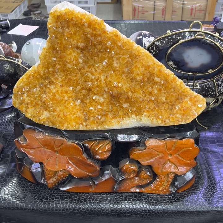 S***e水晶珠宝半成品未镶嵌福利黄晶大屏风