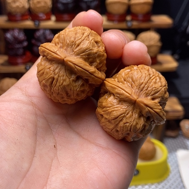 文玩核桃吊坠金龟子17