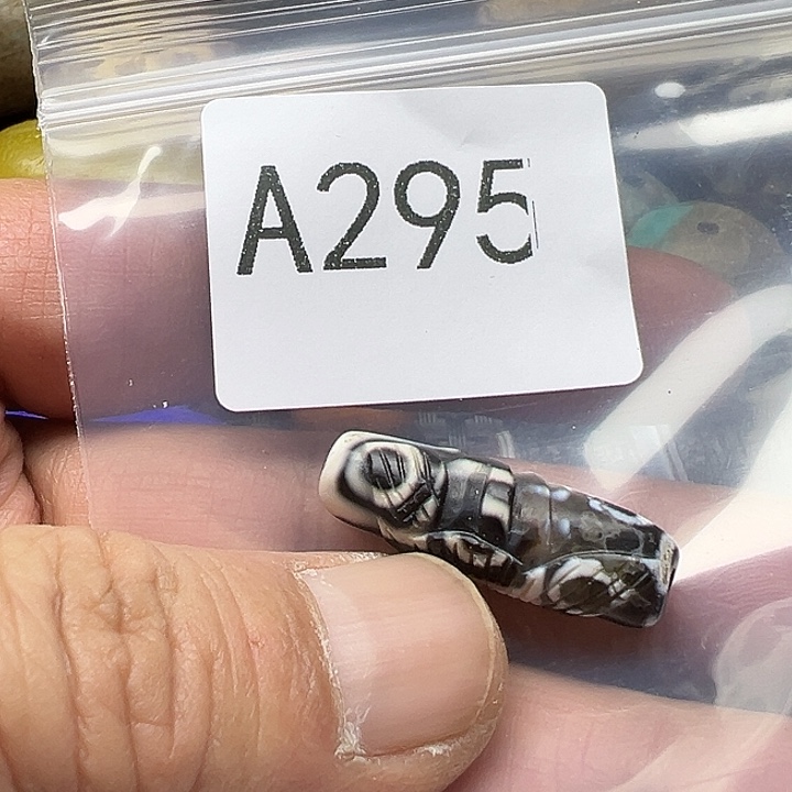 小***姐玛瑙/玉髓未镶嵌手链