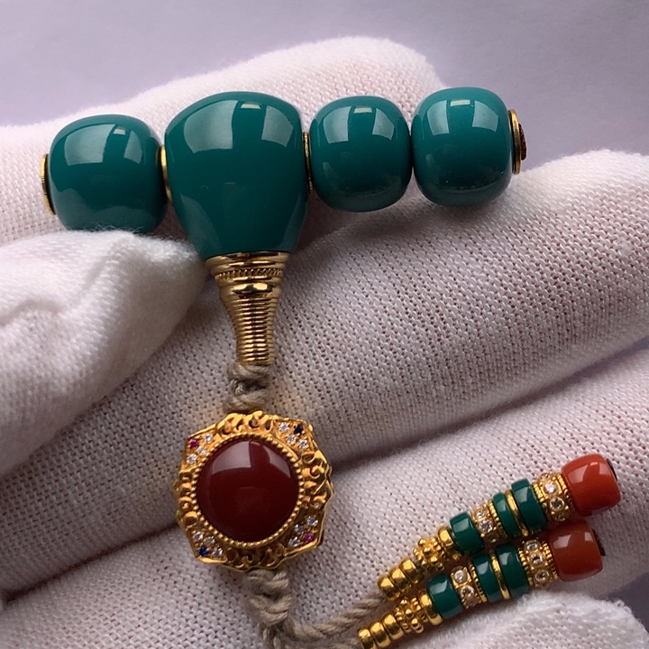 绿松石18K金镶嵌车挂