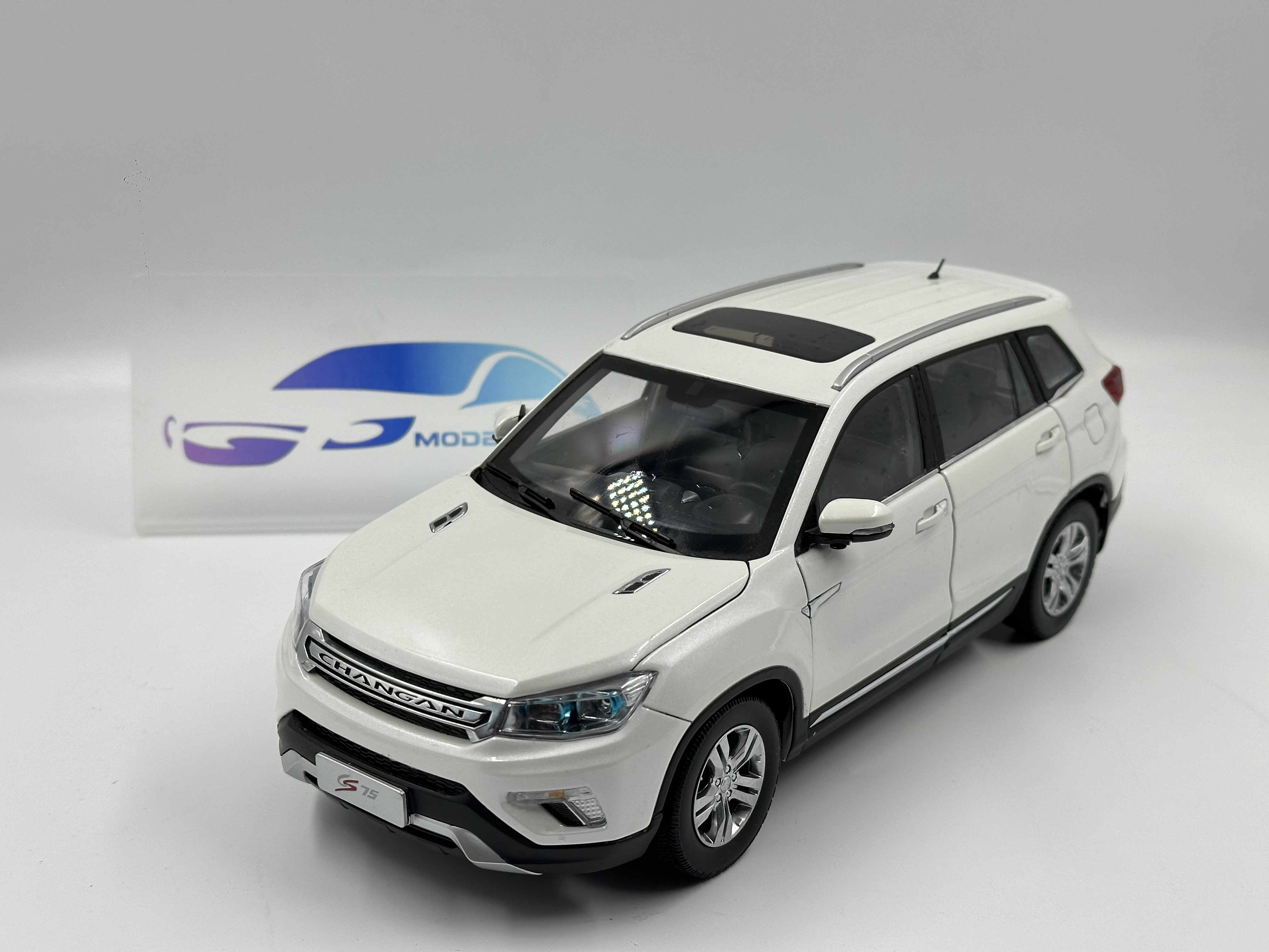 长安CS75Plus 1:18合金车模1/18原厂车模长安汽车模型合金模型