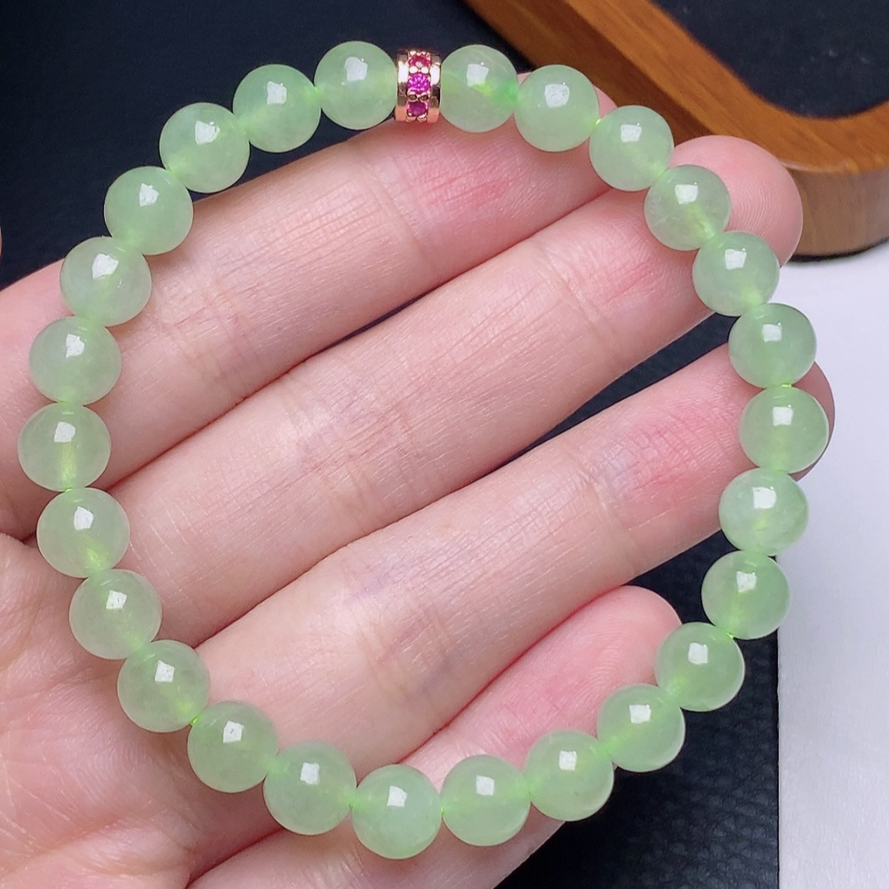 缅甸天然翡翠a货冰种葡萄肉果绿圆珠手链卡7mm绿色清新冰透