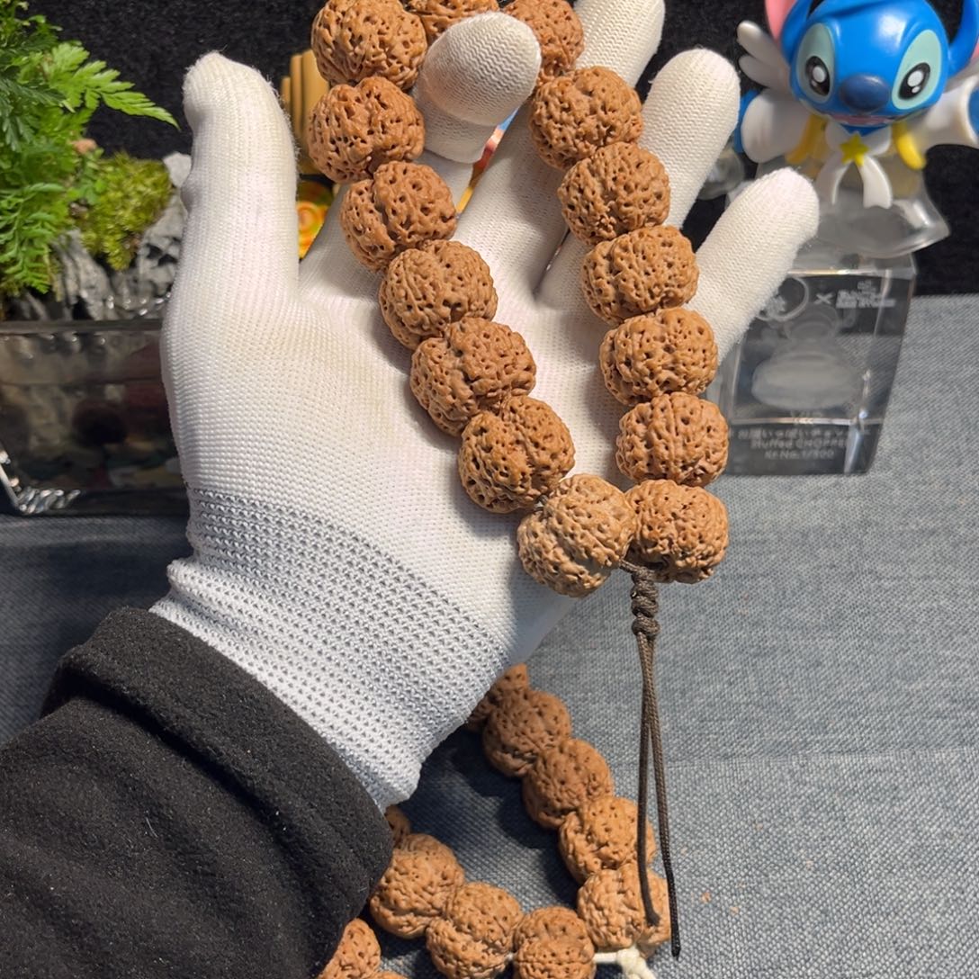 梦****金刚菩提手串梁梅花