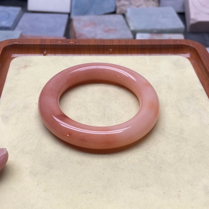 石英质玉未镶嵌定制