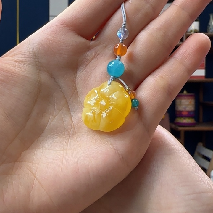 蜜蜡吊坠(赠链)未镶嵌