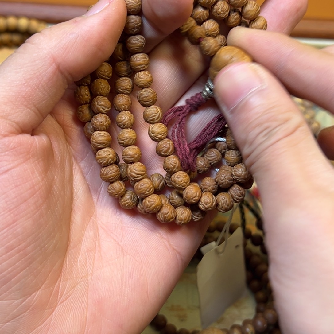 大叶紫檀（黑酸枝木类）