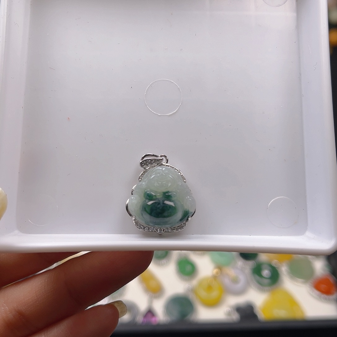 【闪购商品】翡翠颈饰银S925镶嵌只***?吊坠