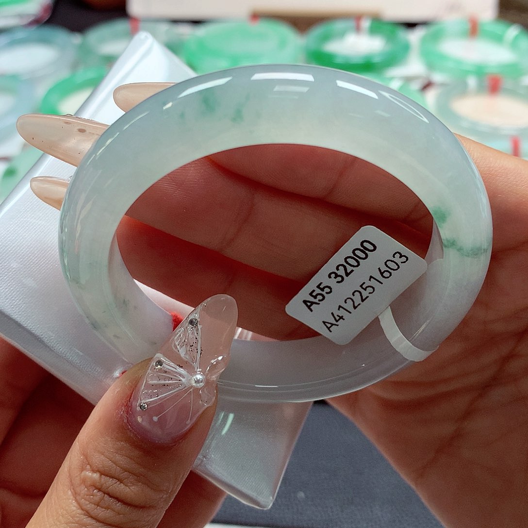 翡翠手镯未镶嵌（43号）66