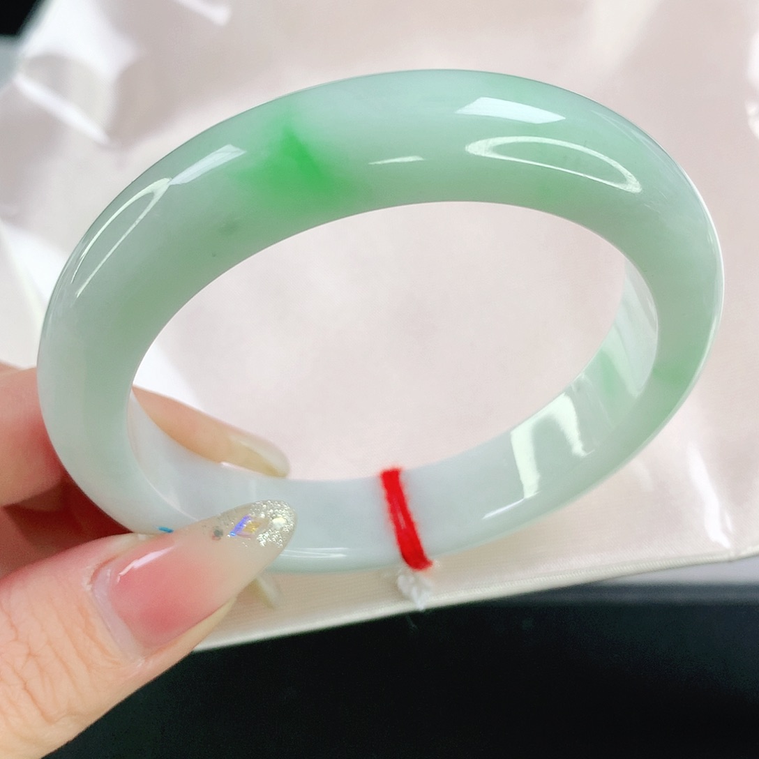 翡翠手镯未镶嵌1023翡翠