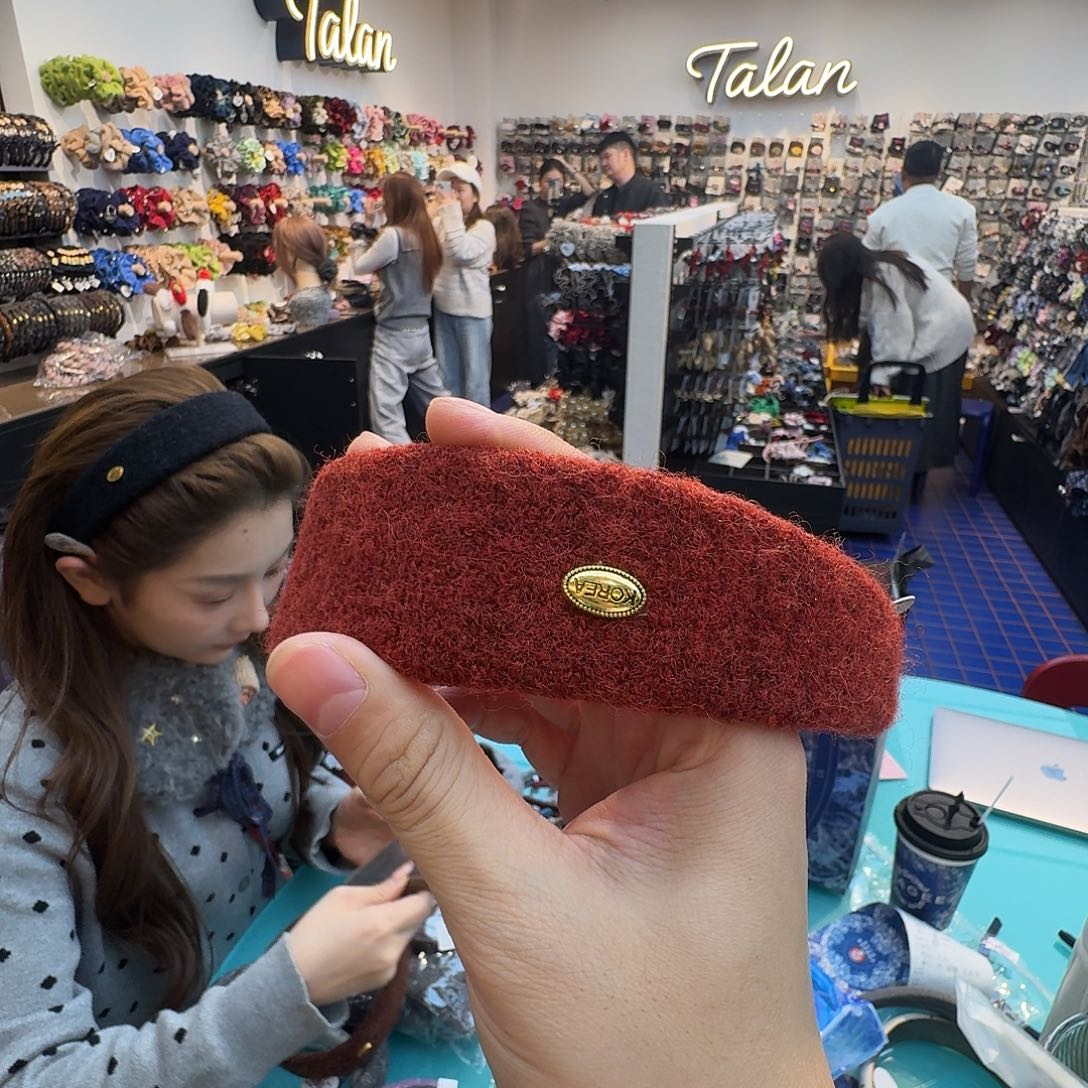 红色金标发箍哦哦哦