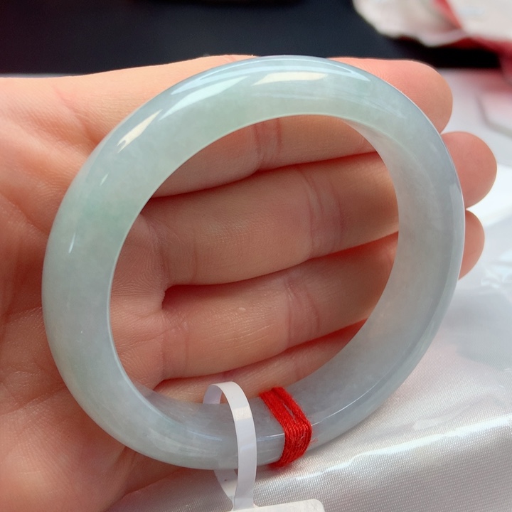 翡翠手镯未镶嵌54贵妃